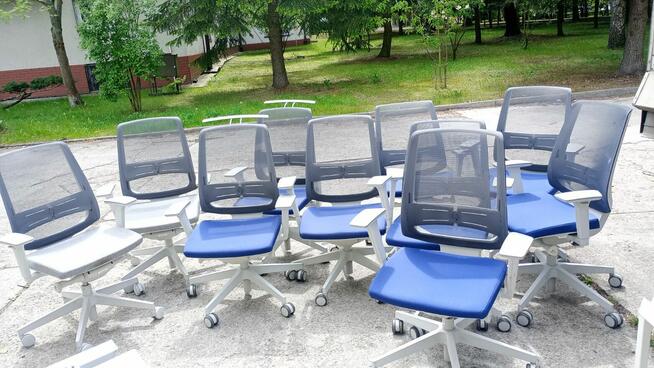 Krzesło obrotowe LightUp 250SFL fotel krzesła fotele obrotow