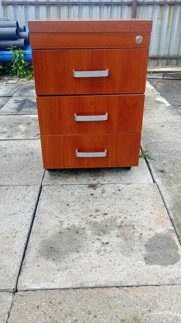 Kontenerek pod biurko przybornik jezdny na kółkach do biura