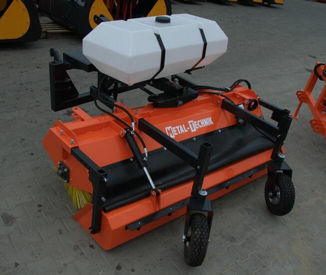 Zamiatarka drogowa uliczna chodnikowa parkingowa 1,2-2,4m