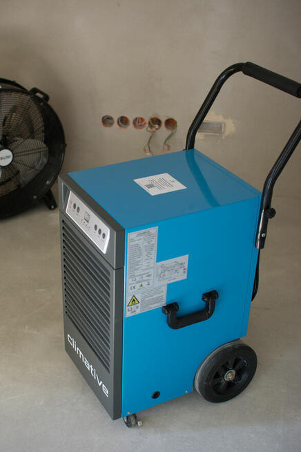 Wynajem osuszaczy powietrza, nagrzewnic i wentylatorów