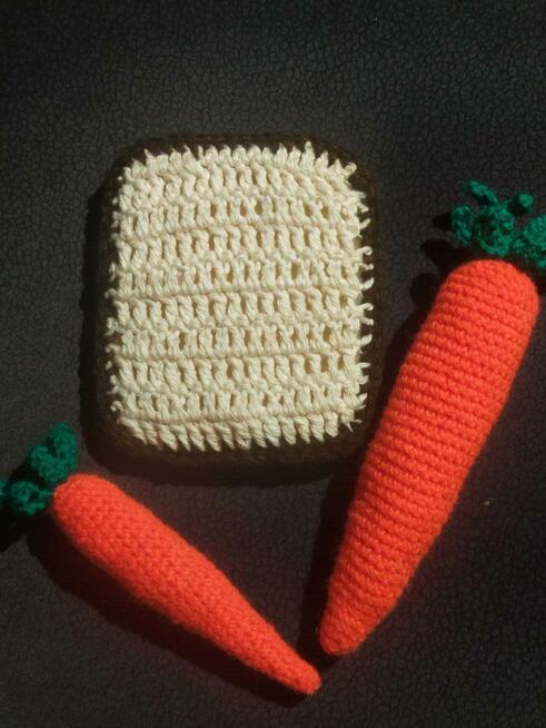 Przekąski - jedzenie dla hobby horse