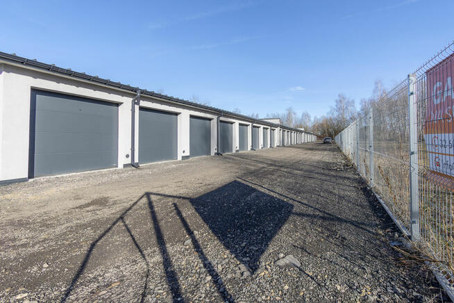 ostatnie garaże dostępne od ręki - Zamień miejsce postojowe