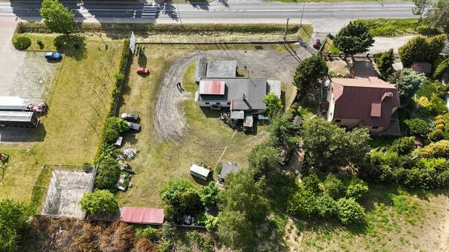 Działka z zakładem samochodowym przy DW241 | 2180 m²