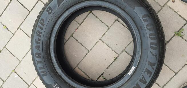 Opony zimowe Goodyear Ultra Grip 8 195/65/15