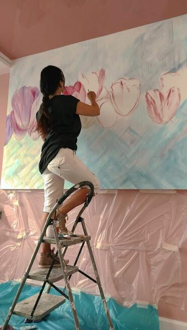 Malowidła ścienne i obrazy