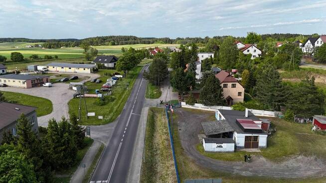 Działka z zakładem samochodowym przy DW241 | 2180 m²