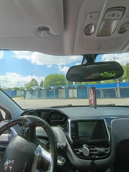 Peugeot 2008, 2014rocznik, bogata wersja