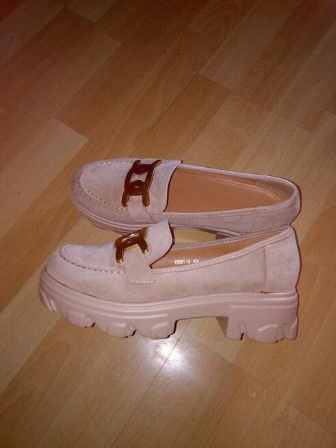 Sprzedam buty nowe rozmiar 40