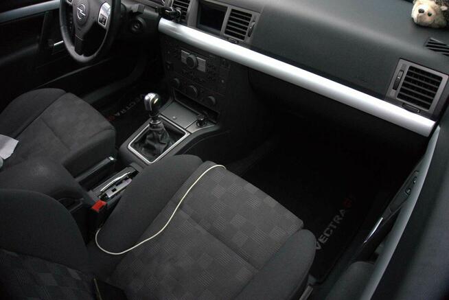 Sprzedam Opel Vectra C 2.0 GTS