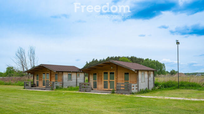Restauracja z salą bankietową i miejscem na hotel