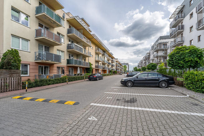 Okazja! Przytulne i odświeżone dwa pokoje.