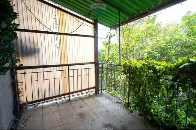 Mieszkanie z ogródkiem i budynkiem gospodarczym