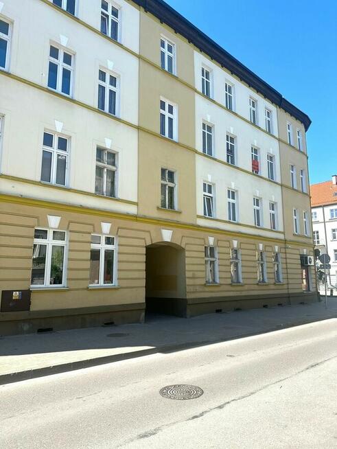 Trzypokojowe mieszkanie w kamienicy - centrum!