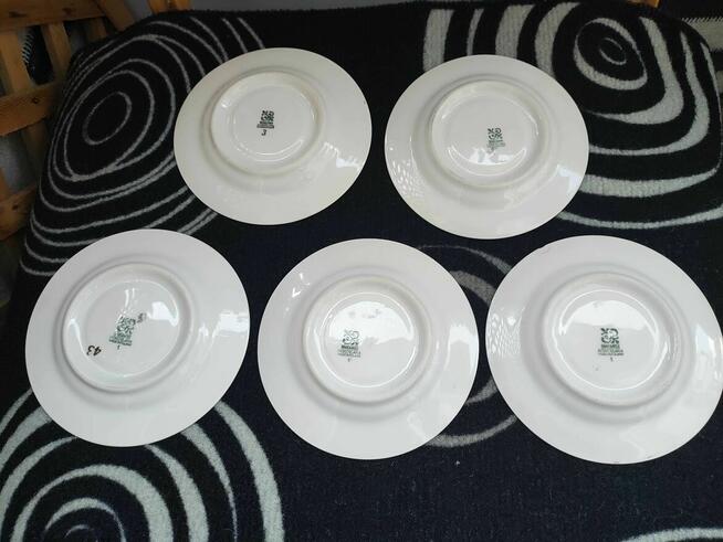 Filizanki talerzyki talerze Porcelana Włocławek czerwona