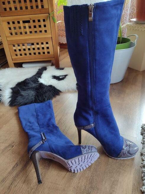 Piękne nowe kobaltowe kozaczki r.38