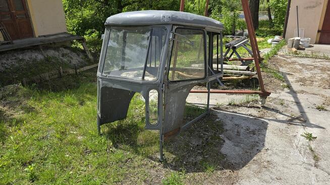Kabina ciągnikowa oszklona Klasyk 1960r. Traktor URSUS