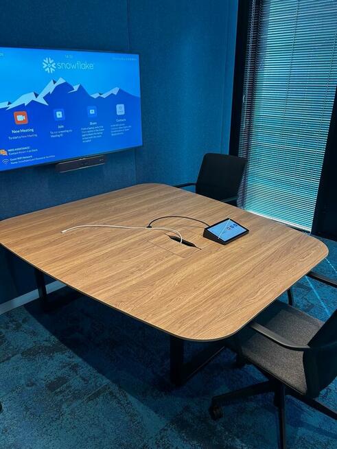 Stół konferencyjny multimedialny 140x200 stoły konferencyjne