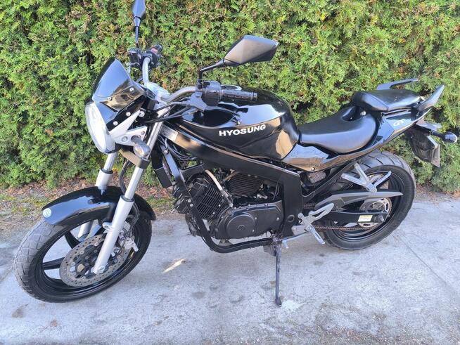 Sprzedam motocykl hyosung GT 125