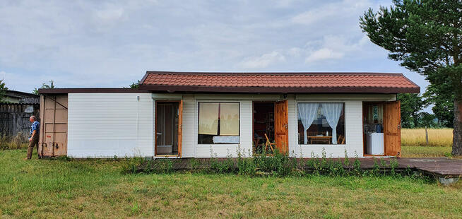 mieszkalny kontener 11x2,5 z całym wyposażeniem