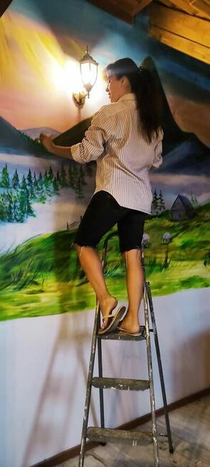 Malowidła ścienne i obrazy