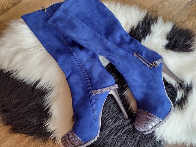 Piękne nowe kobaltowe kozaczki r.38