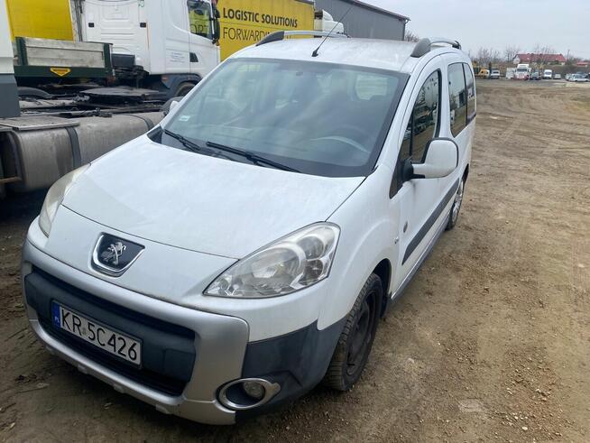 Syndyk sprzeda Ford Focus 1.6 TDCiMR`11 E5