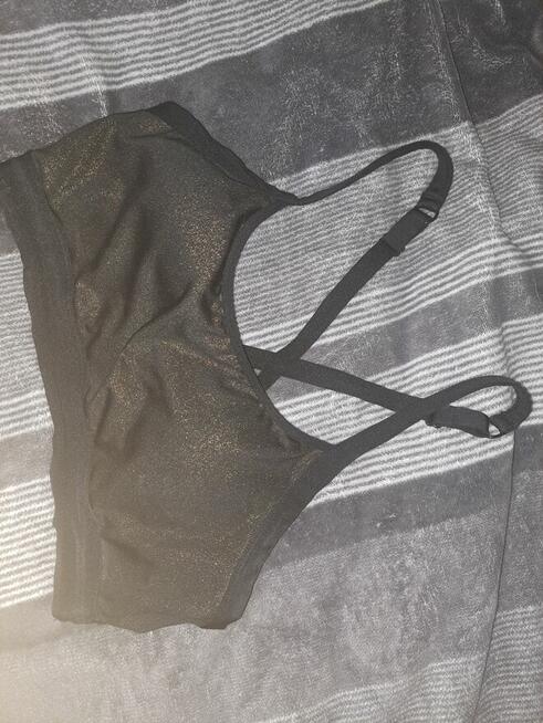 Top sportowy- stanik.