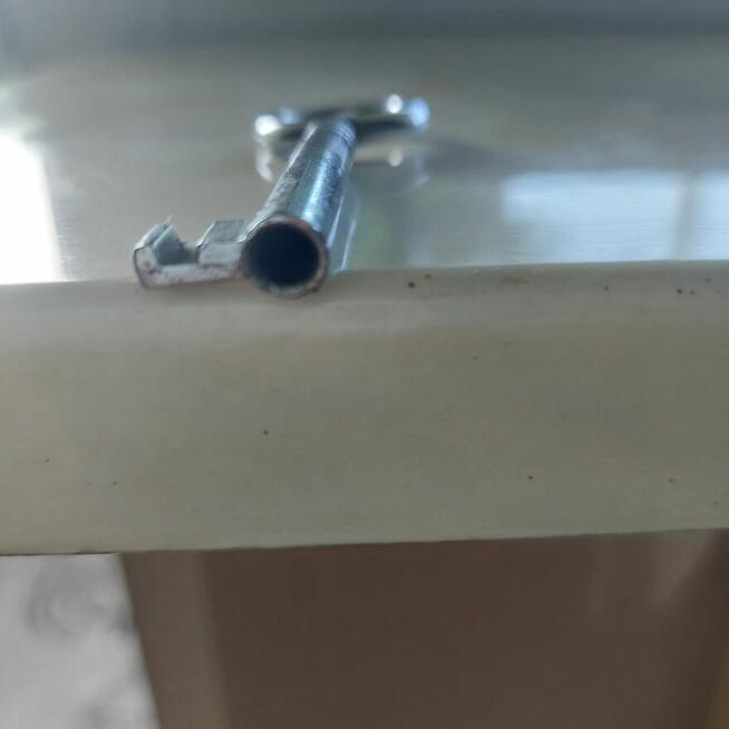 Poszukuję kluczyka do szafki