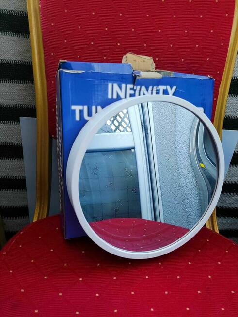 Lustro Podświetlane Lusterko LED ścienne na ścianę białe