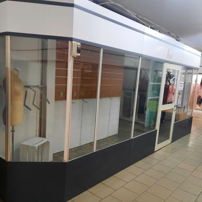 Sprzedam 2boksy ,lokal handlowy 8m2 i 21m2 na WGO w Poznaniu