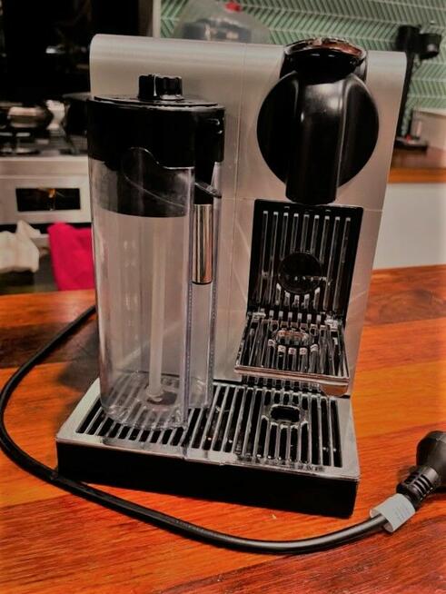 Nespresso Lattissima Pro