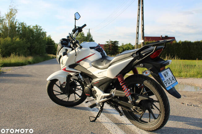 Honda CB125F
