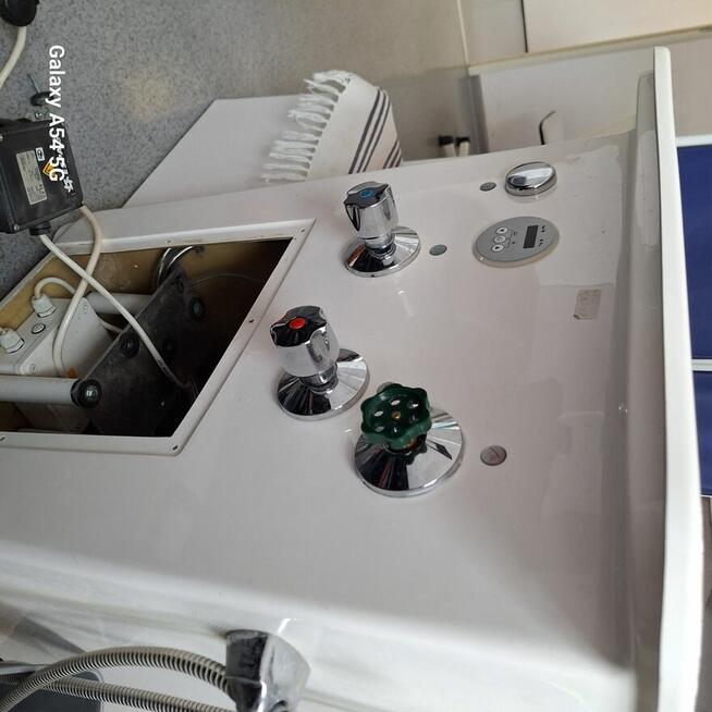 Naprawa wanien medycznych