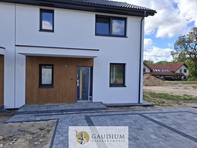 Przytulny dom pod Żukowem - stan deweloperski!