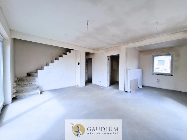 Przytulny dom pod Żukowem - stan deweloperski!