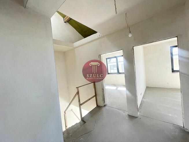 Gumieńce na sprzedaż nowoczesny szeregowiec.