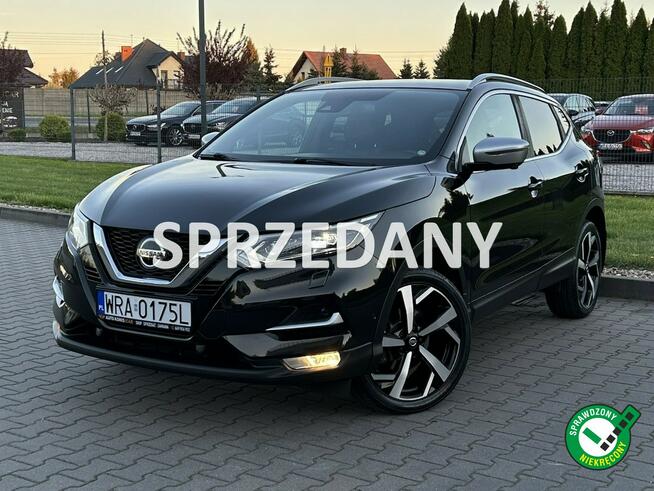 Nissan Qashqai FULL*LEDY*NAVI*Panorama*Kamera*360*Podgrzewane*Fotele*Serwis*ASO*