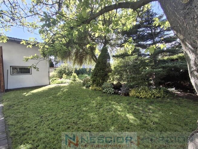 "Dom Marzeń wśród Zieleni–Spokój i Piękne Otocze''