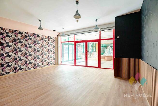 Lokal, 65,80m2, doskonała lokalizacja, Jaroty