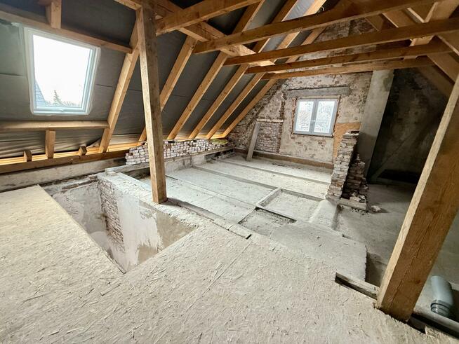 Dom Karczów gm. Dąbrowa, Wiejska