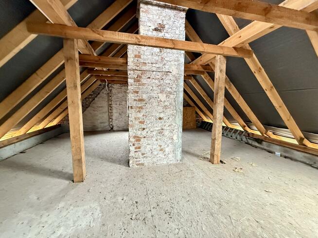 Dom Karczów gm. Dąbrowa, Wiejska