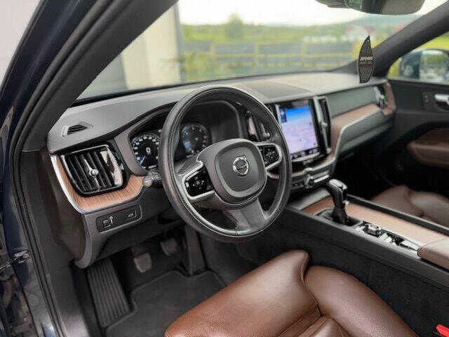 INSCRIPTION, BLISY, KAMERA, SKÓRY, BEZWYPADKOWY