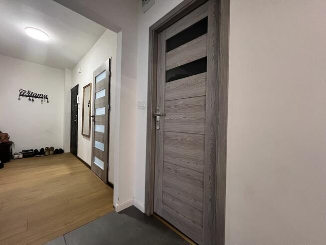 Dwupoziomowe 6 pokoi+2 balkony