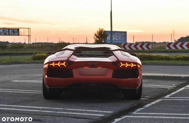 Lamborghini Aventador Roadster LP750-4 SuperVeloce