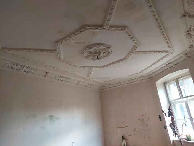 3 pokoje do remontu w Śródmieściu