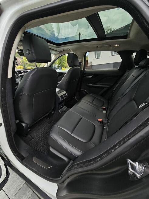 Jaguar F-Pace Jaguar IN CONTROL | Panorama | ASO | Meridian