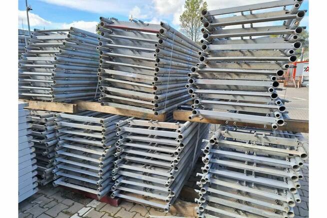 Rusztowania ramy Rux 2m/0,65m. Zaczepy na poręcze z dwóch st