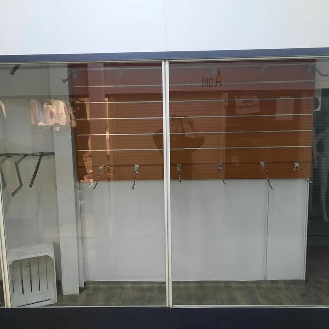 Sprzedam 2boksy ,lokal handlowy 8m2 i 21m2 na WGO w Poznaniu