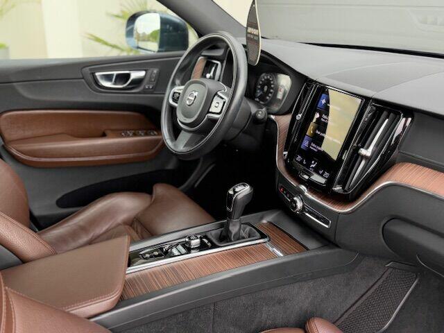 INSCRIPTION, BLISY, KAMERA, SKÓRY, BEZWYPADKOWY