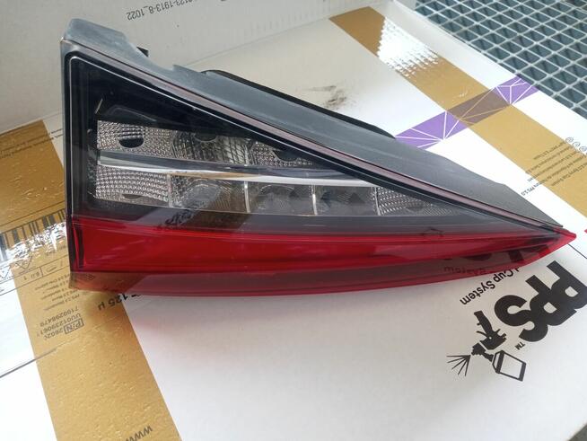 Skoda Kodiaq lampa klapy